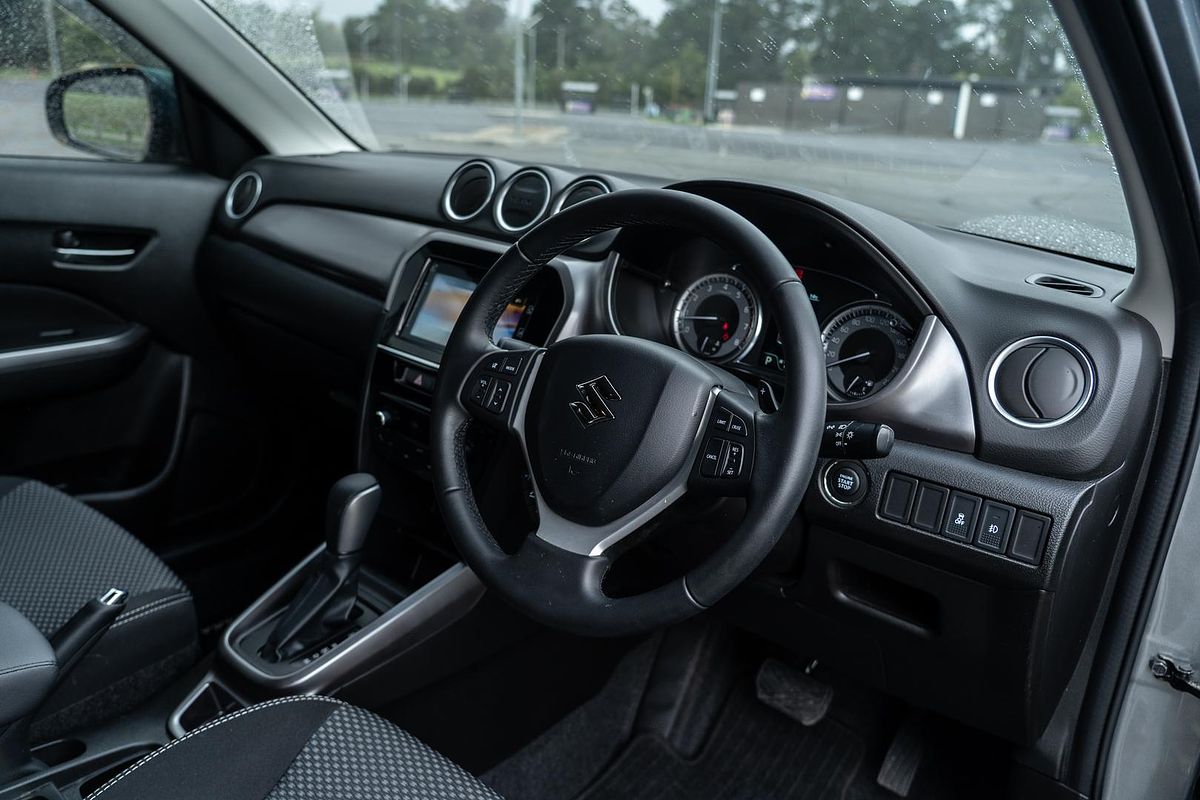 2024 Suzuki Vitara LY Series II