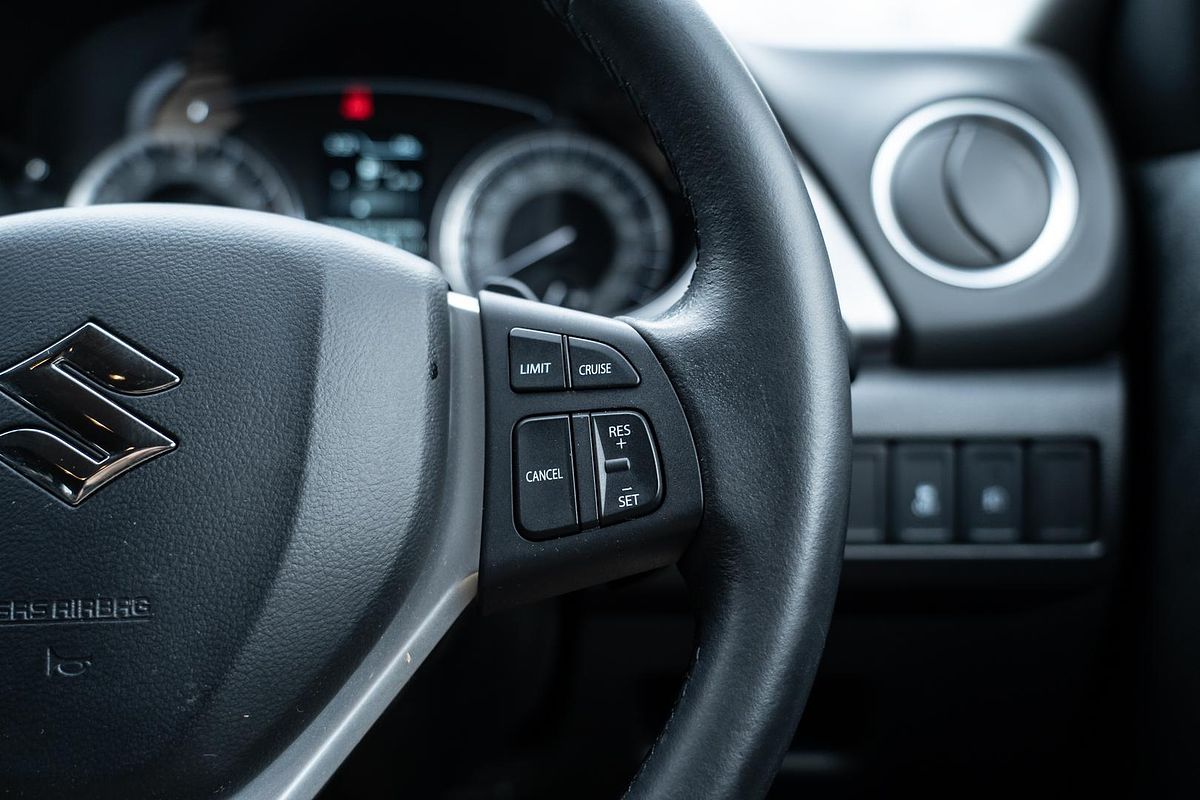 2024 Suzuki Vitara LY Series II