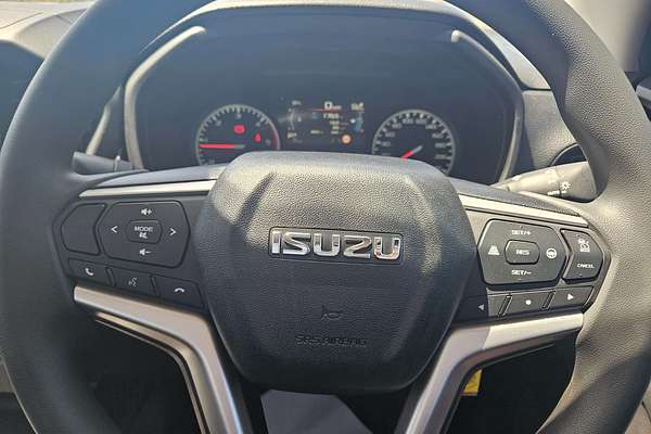 2023 Isuzu D-MAX SX  4X4