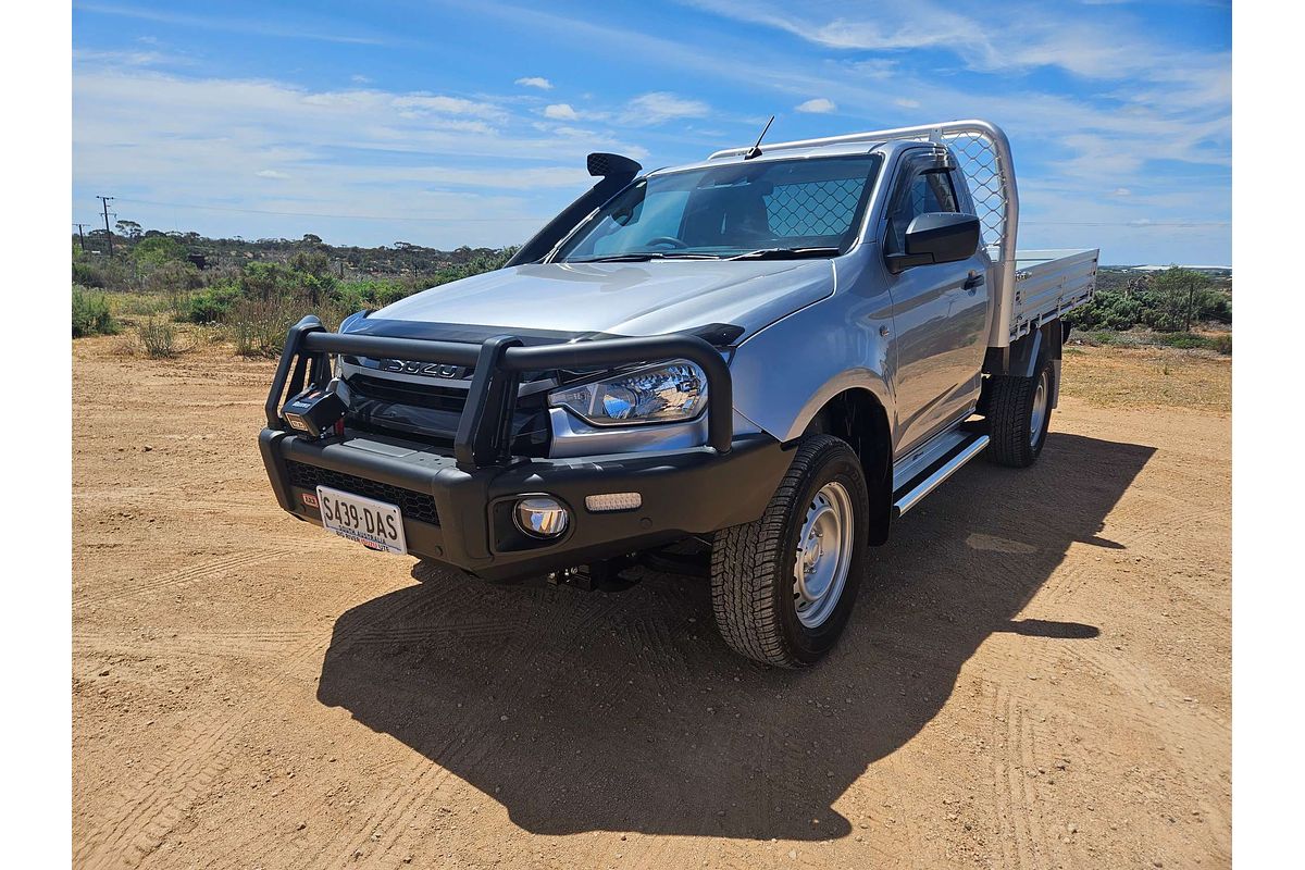 2023 Isuzu D-MAX SX  4X4