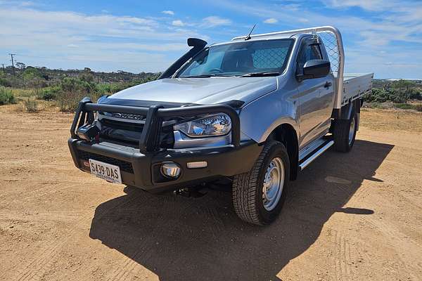 2023 Isuzu D-MAX SX  4X4
