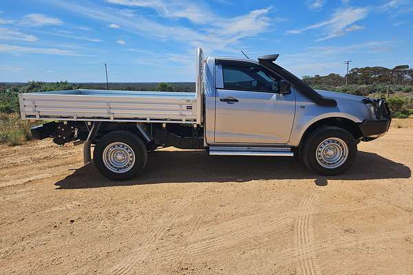 2023 Isuzu D-MAX SX  4X4