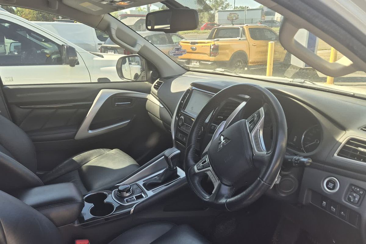 2018 Mitsubishi Pajero Sport GLS QE