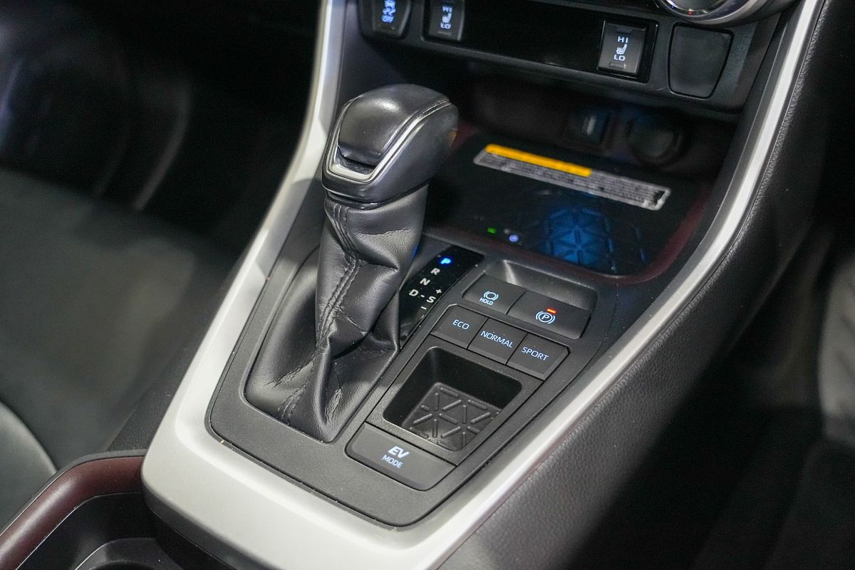 2020 Toyota RAV4 Cruiser AXAH52R