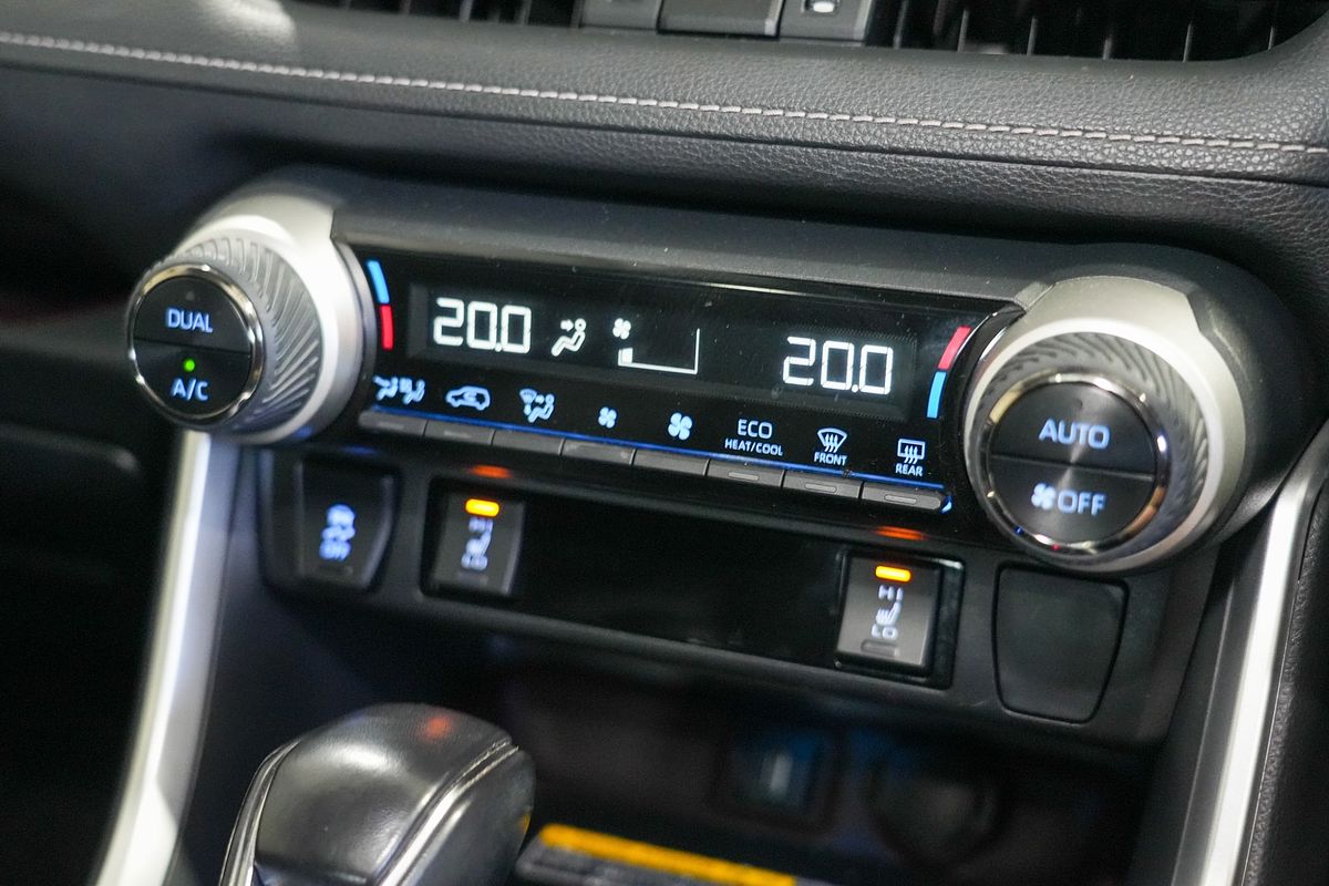 2020 Toyota RAV4 Cruiser AXAH52R