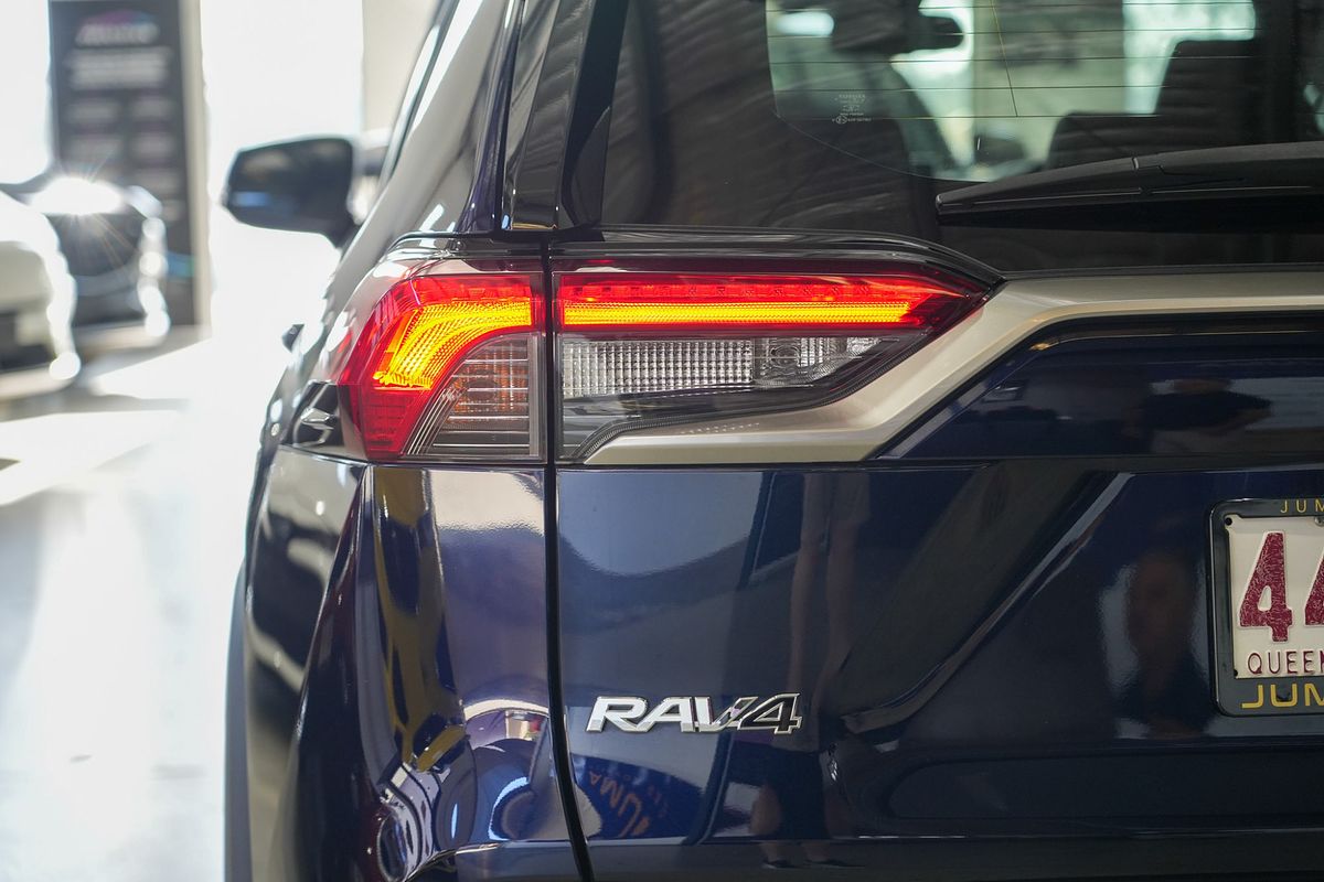 2020 Toyota RAV4 Cruiser AXAH52R