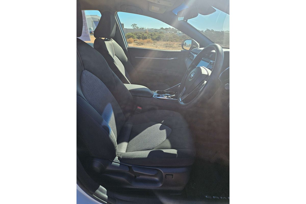 2021 Toyota Camry Ascent AXVH70R