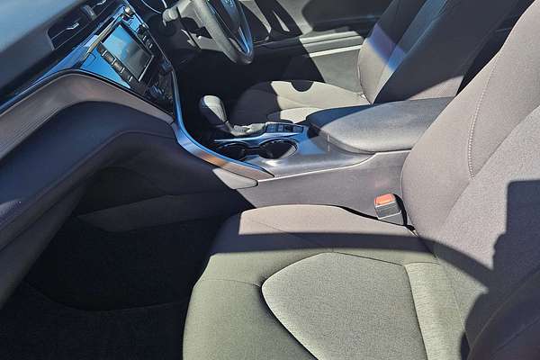 2021 Toyota Camry Ascent AXVH70R