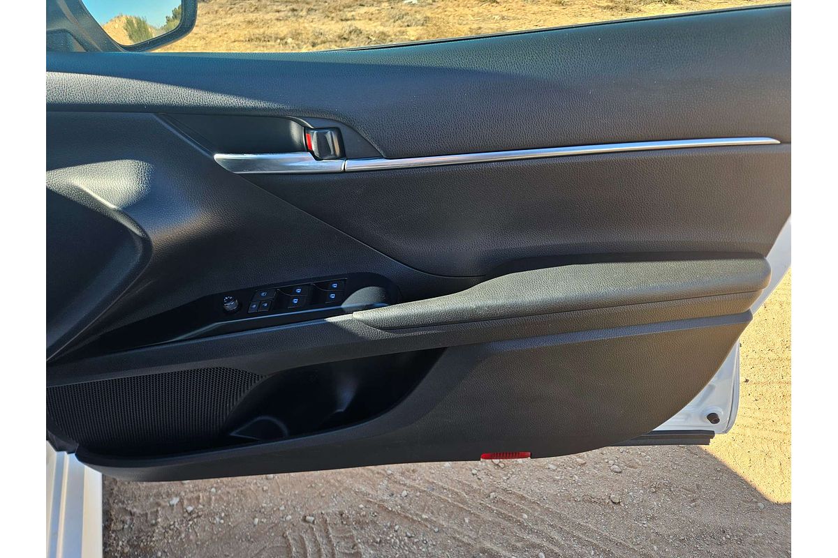 2021 Toyota Camry Ascent AXVH70R