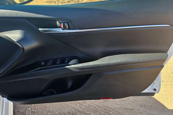 2021 Toyota Camry Ascent AXVH70R