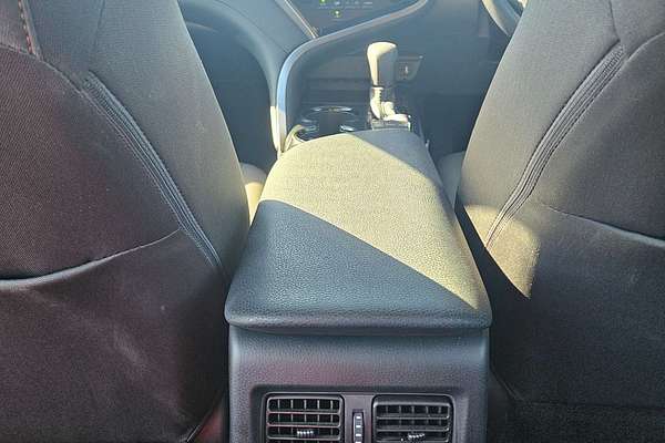 2021 Toyota Camry Ascent AXVH70R