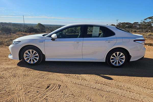 2021 Toyota Camry Ascent AXVH70R