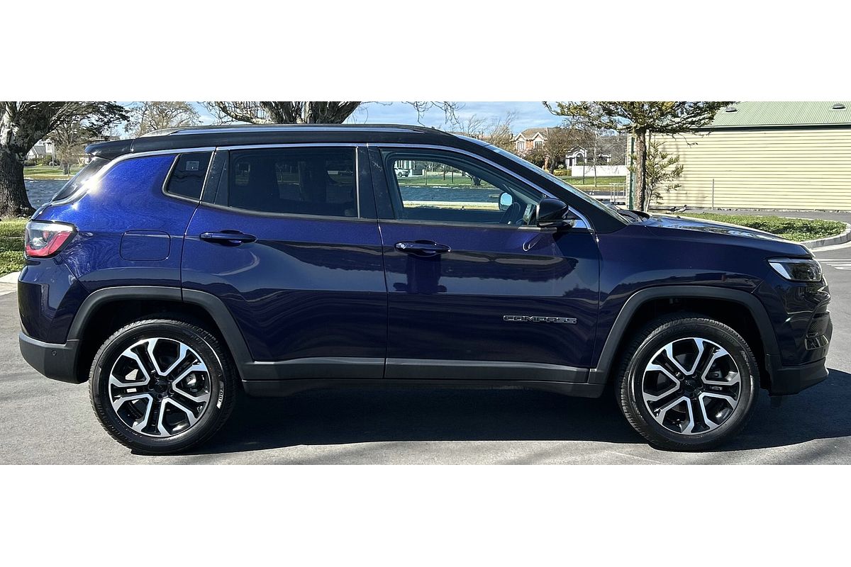 2023 Jeep Compass Limited M6