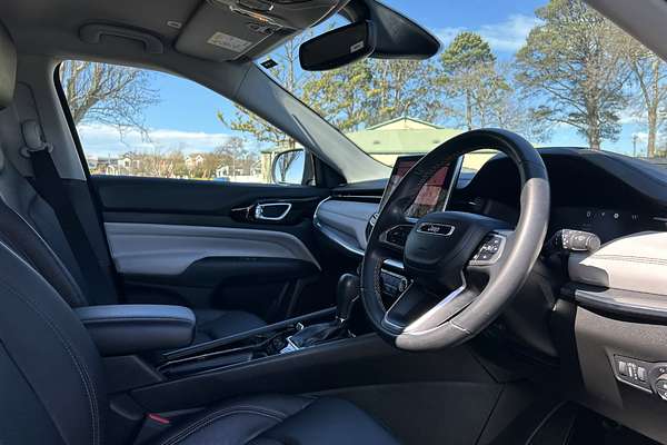 2023 Jeep Compass Limited M6