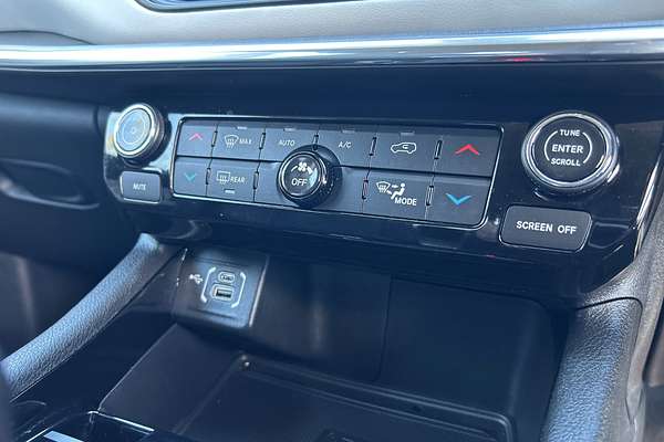 2023 Jeep Compass Limited M6