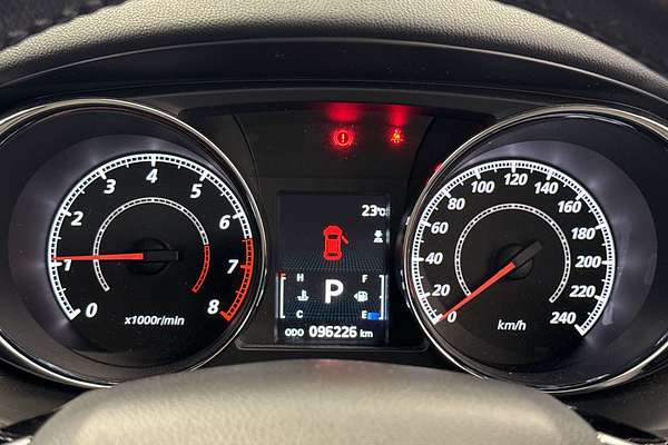 2016 Mitsubishi X