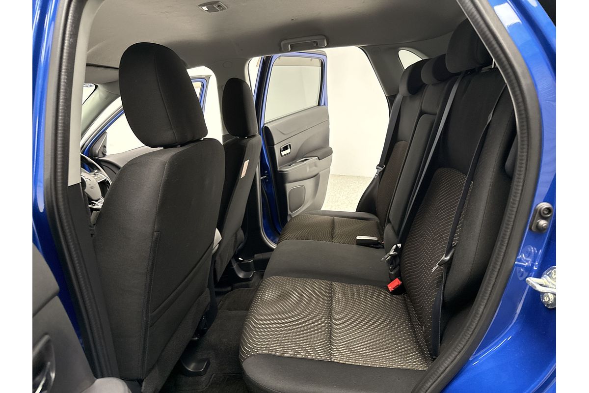 2016 Mitsubishi X