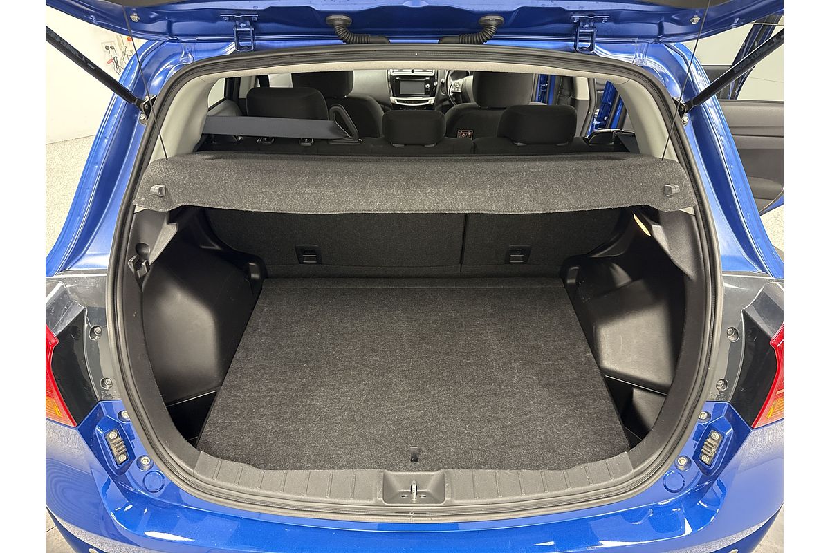 2016 Mitsubishi X