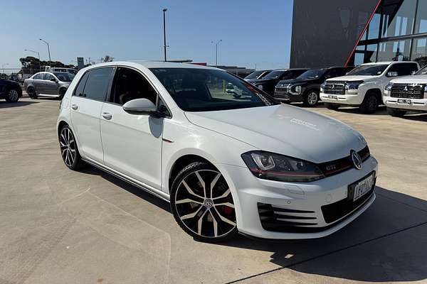2014 Volkswagen Golf GTI 7