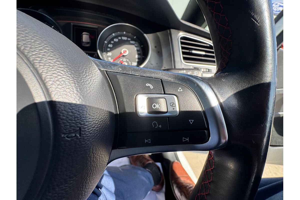 2014 Volkswagen Golf GTI 7