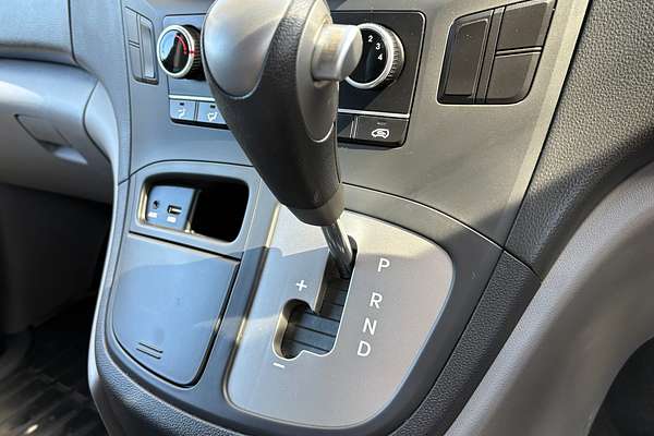 2016 Hyundai iLoad TQ3-V Series II