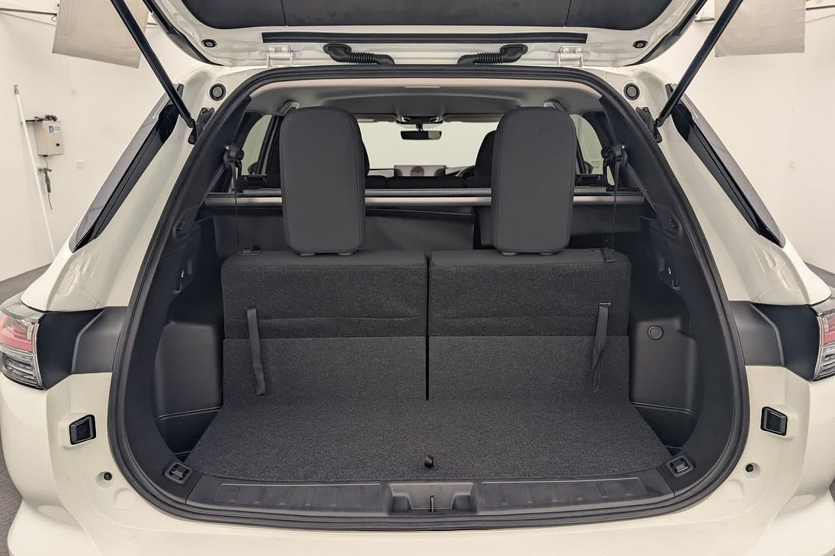 2025 Mitsubishi Outlander LS ZM