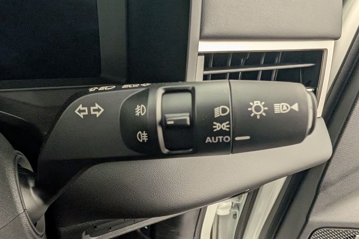 2025 Mitsubishi Outlander LS ZM