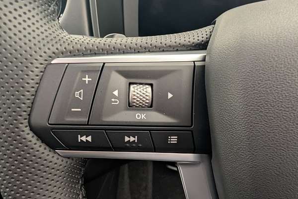 2025 Mitsubishi Outlander LS ZM