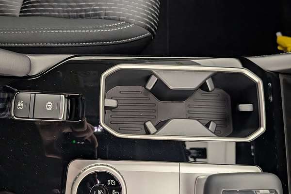 2025 Mitsubishi Outlander LS ZM