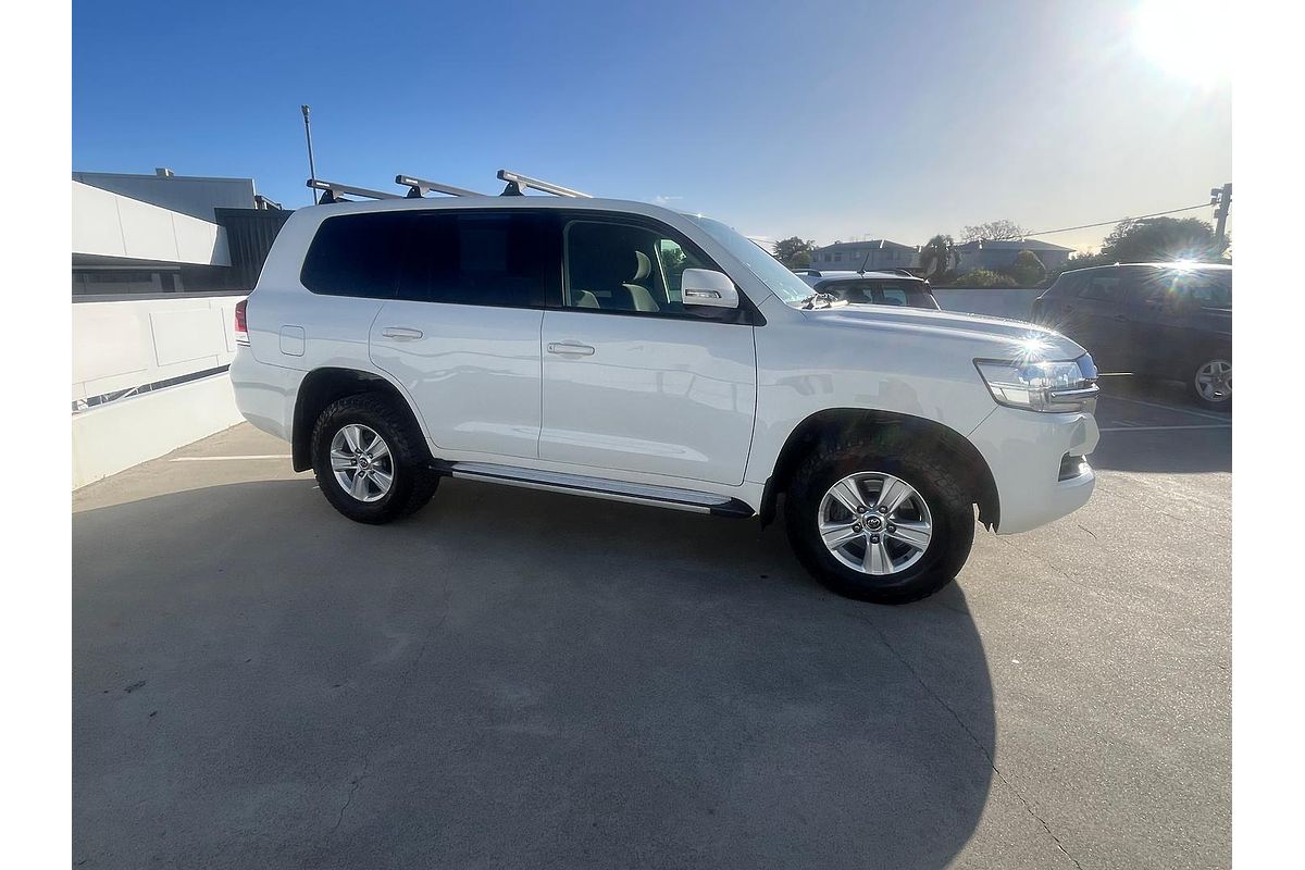 2017 Toyota Landcruiser GXL VDJ200R