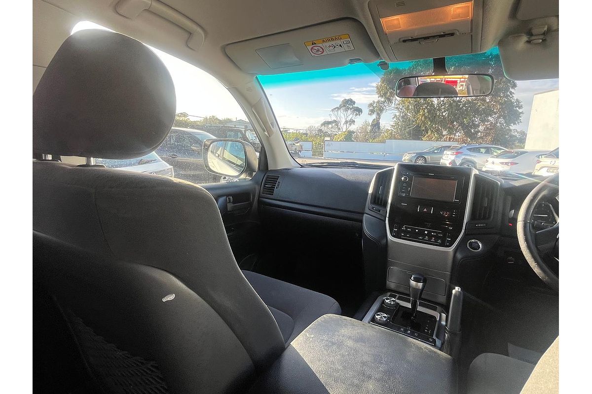 2017 Toyota Landcruiser GXL VDJ200R