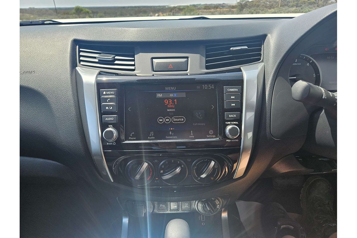 2023 Nissan Navara ST D23