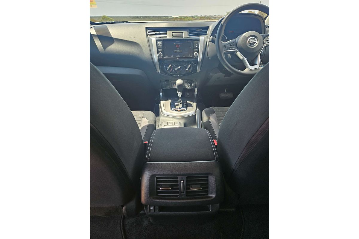 2023 Nissan Navara ST D23
