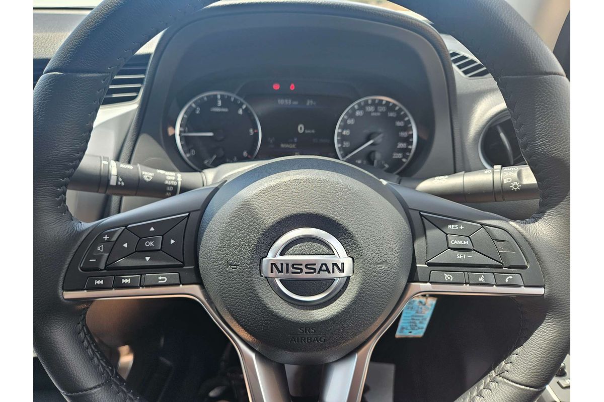 2023 Nissan Navara ST D23