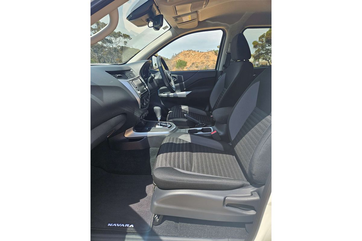 2023 Nissan Navara ST D23