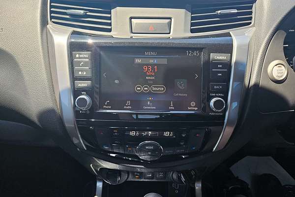 2023 Nissan Navara ST-X D23