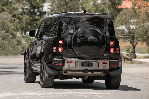 2021 Land Rover Defender 110 P400 X L663