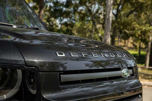 2021 Land Rover Defender 110 P400 X L663
