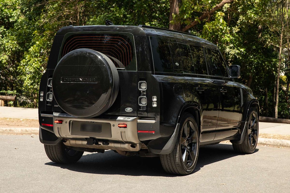 2021 Land Rover Defender 110 P400 X L663