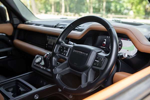 2021 Land Rover Defender 110 P400 X L663