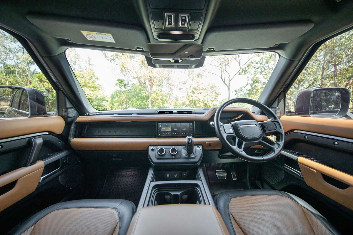 2021 Land Rover Defender 110 P400 X L663
