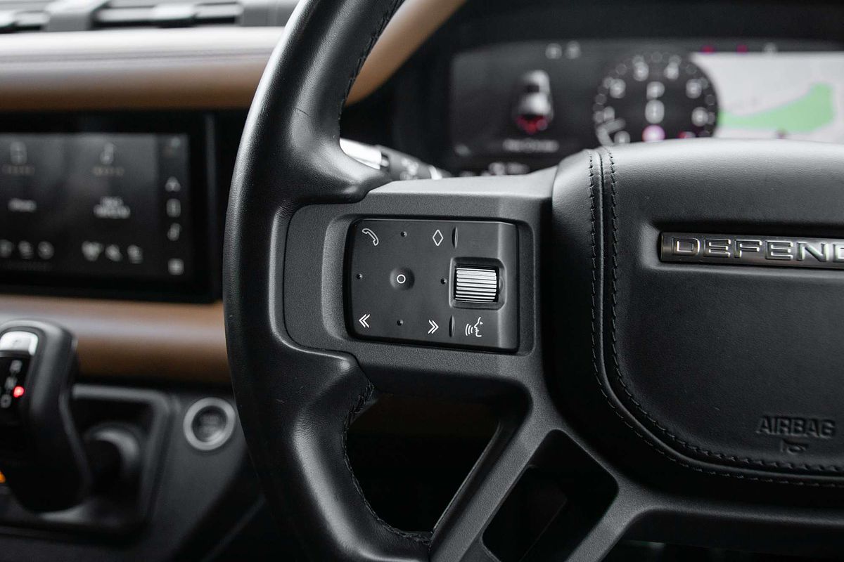 2021 Land Rover Defender 110 P400 X L663