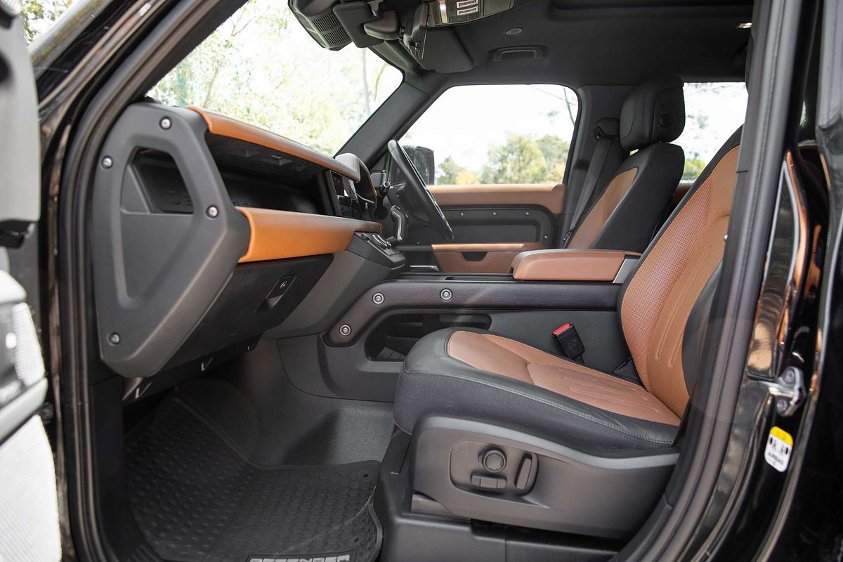 2021 Land Rover Defender 110 P400 X L663