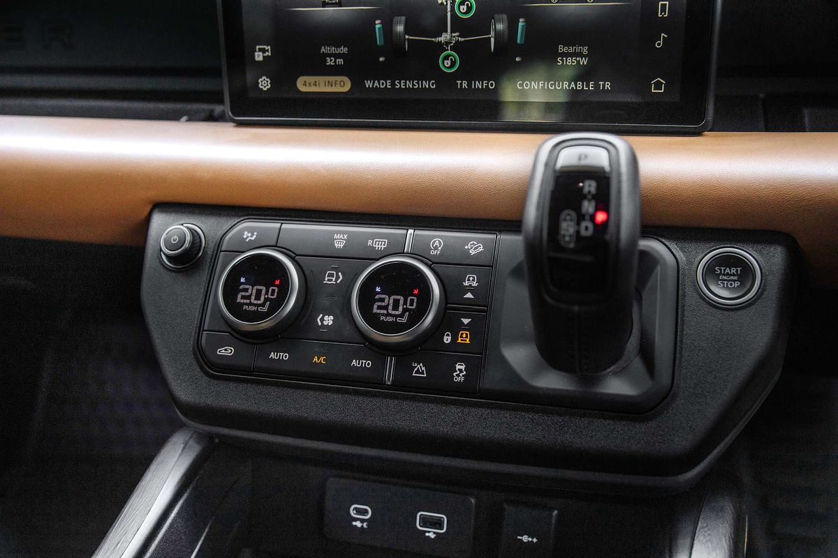 2021 Land Rover Defender 110 P400 X L663