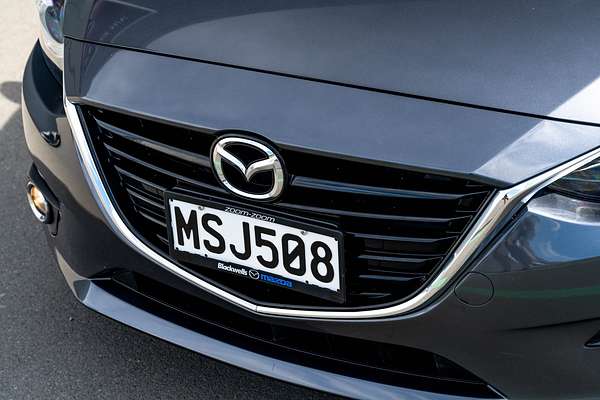 2013 Mazda Axela