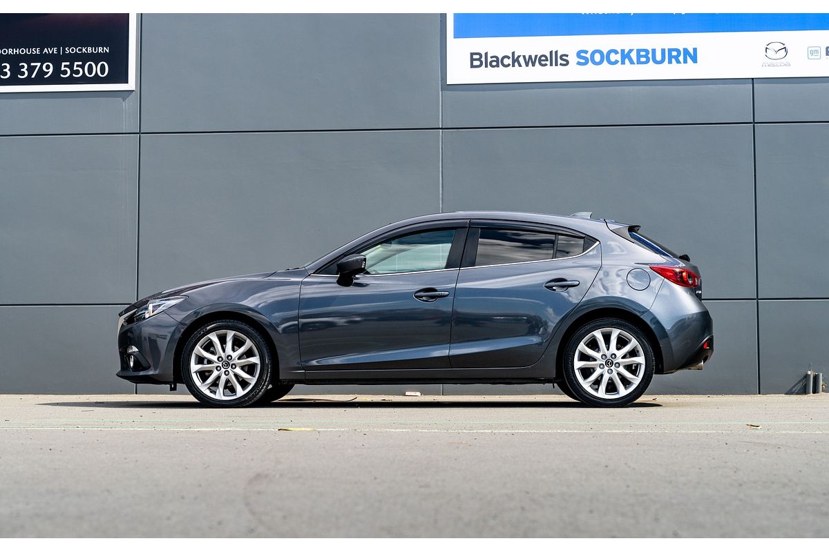 2013 Mazda Axela