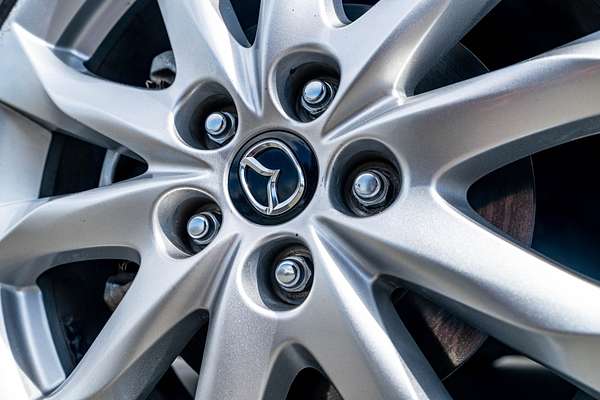 2013 Mazda Axela