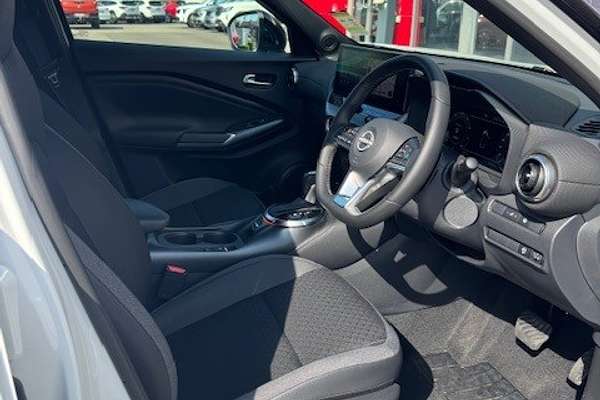 2024 Nissan JUKE ST-L F16
