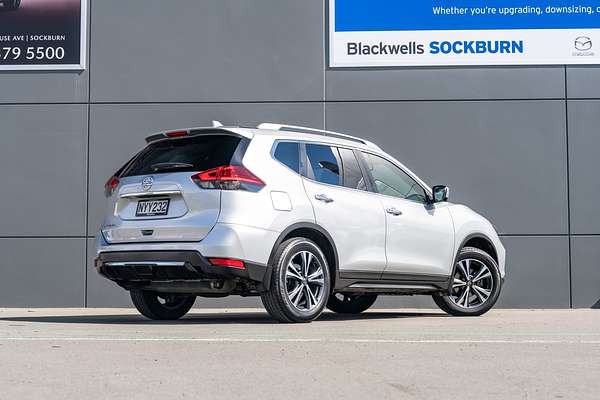 2021 Nissan X-TRAIL St-L 2.5P/6Cvt/Sw/5D