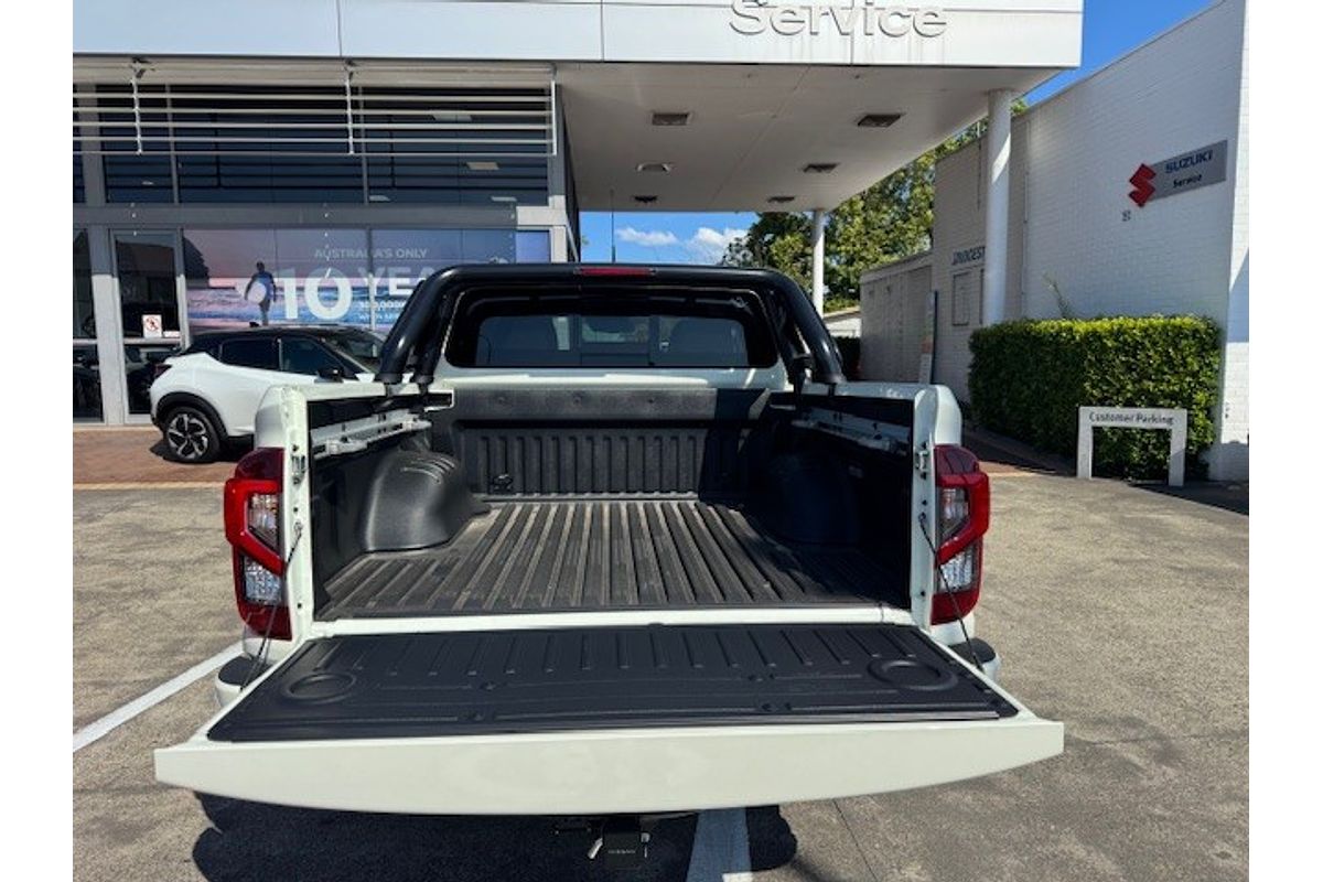 2024 Nissan Navara PRO-4X Warrior D23 4X4